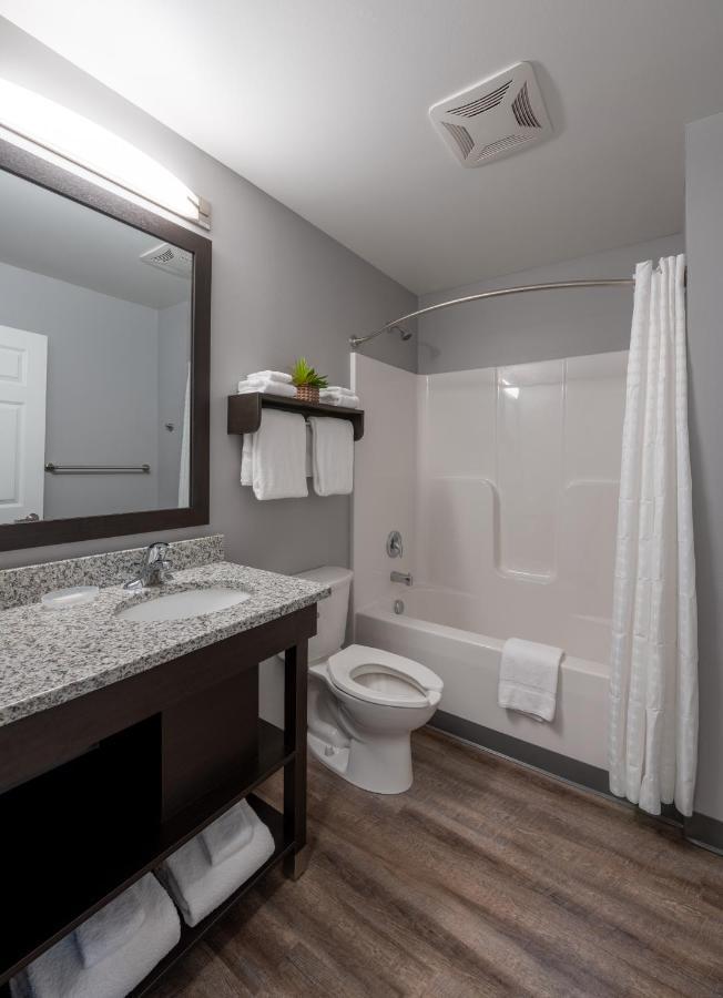 stayAPT Suites Alexandria-Fort Belvoir Exterior foto