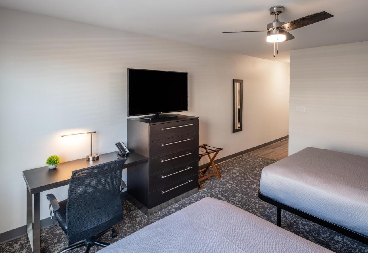 stayAPT Suites Alexandria-Fort Belvoir Exterior foto